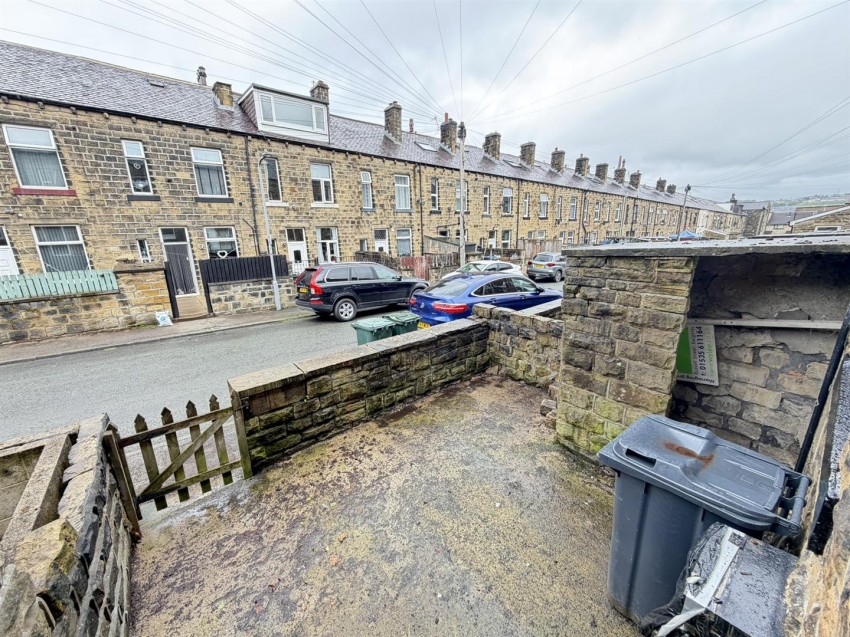 Images for Mannville Grove, Keighley