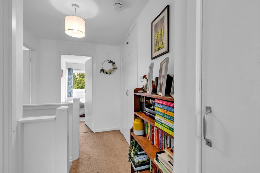 Images for April Close,,Horsham