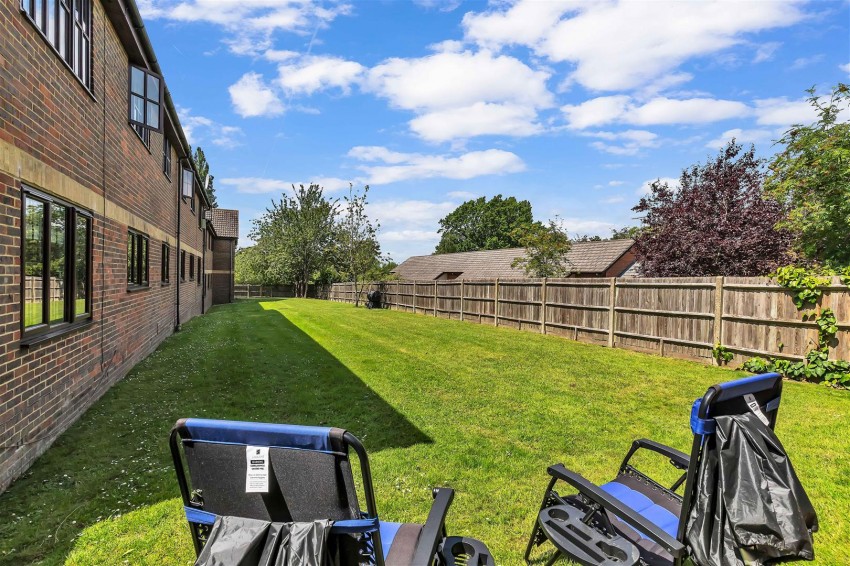 Images for Oak Tree Way, Horsham