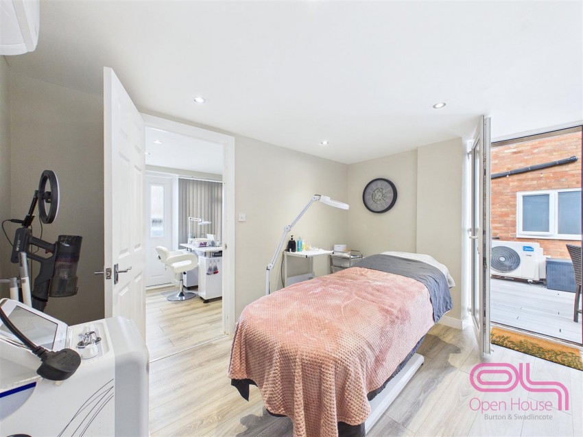 Images for The Grange, Burton-On-Trent