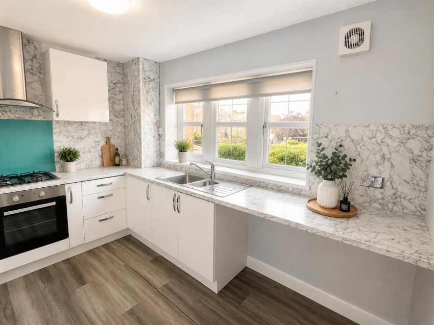 Images for Browfield View, Keighley