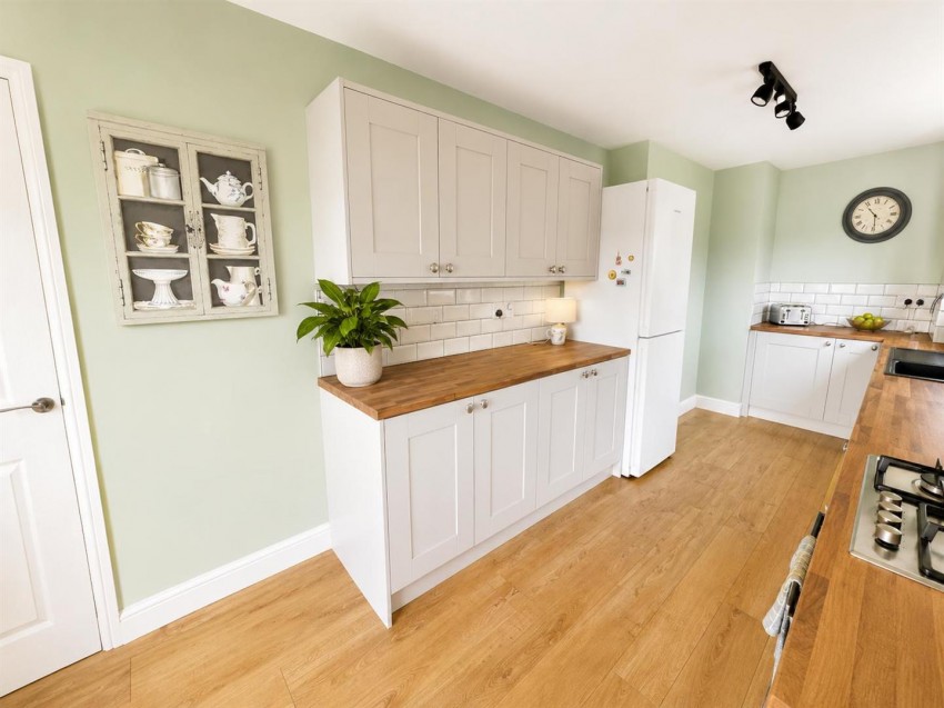 Images for Weyhill Drive, Allerton, Bradford