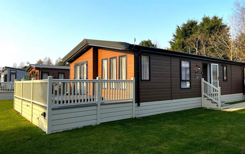 Images for Warlington Lane, York