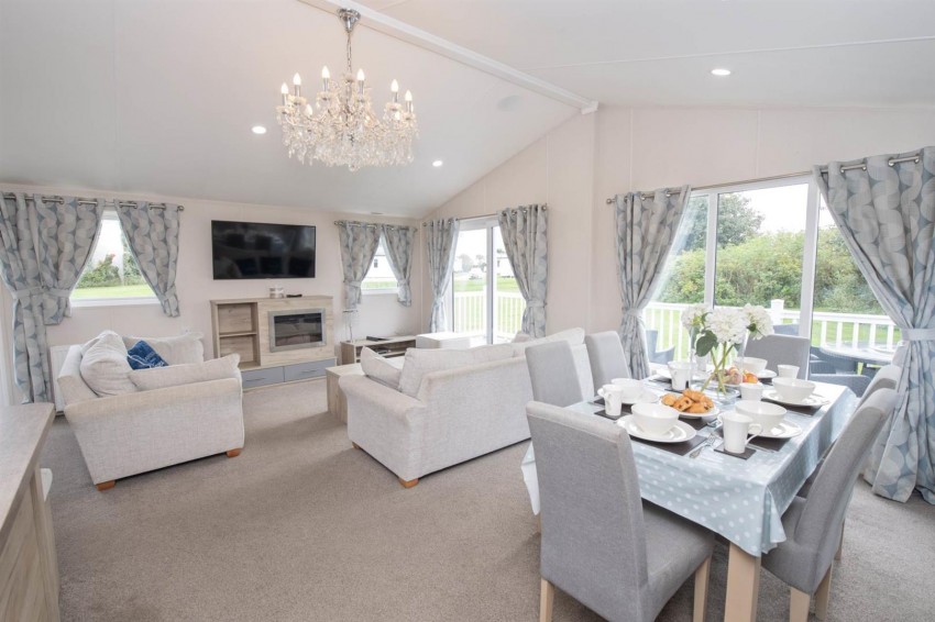 Images for Central Ave, Skipsea, Driffield