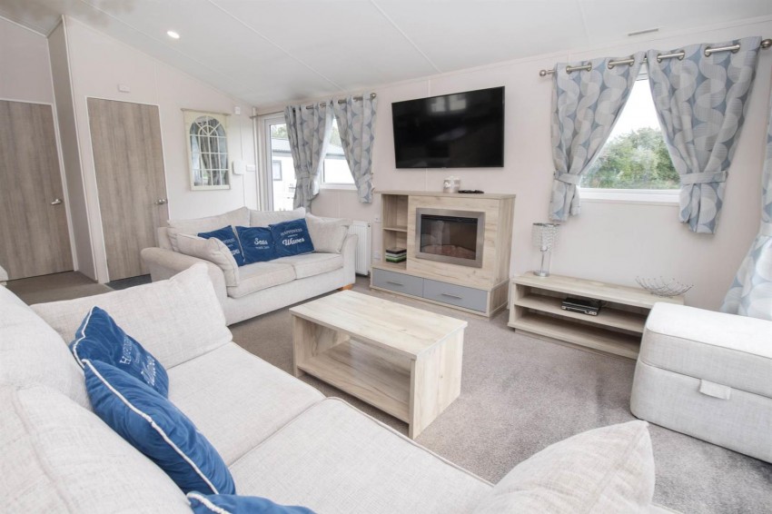 Images for Central Ave, Skipsea, Driffield