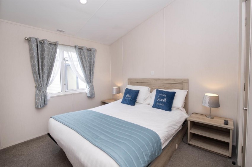 Images for Central Ave, Skipsea, Driffield