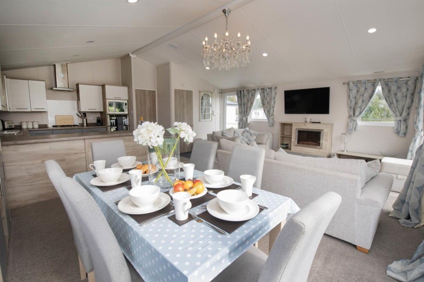 Images for Central Ave, Skipsea, Driffield