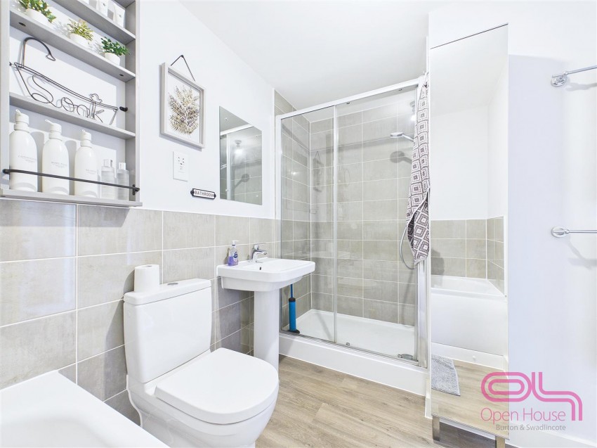 Images for Chestnut Close, Burton-On-Trent
