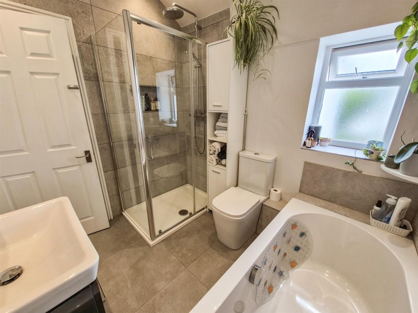 Images for Lake Place, Wirral
