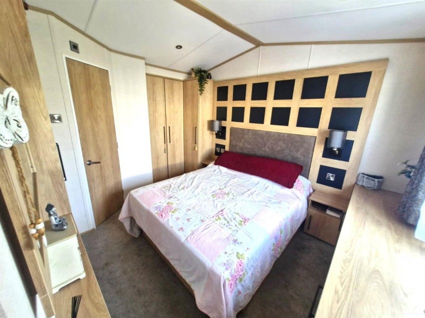 Images for Waldegraves Ln, West Mersea, Colchester
