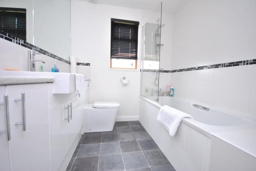 Images for Axbridge Rd, Axbridge