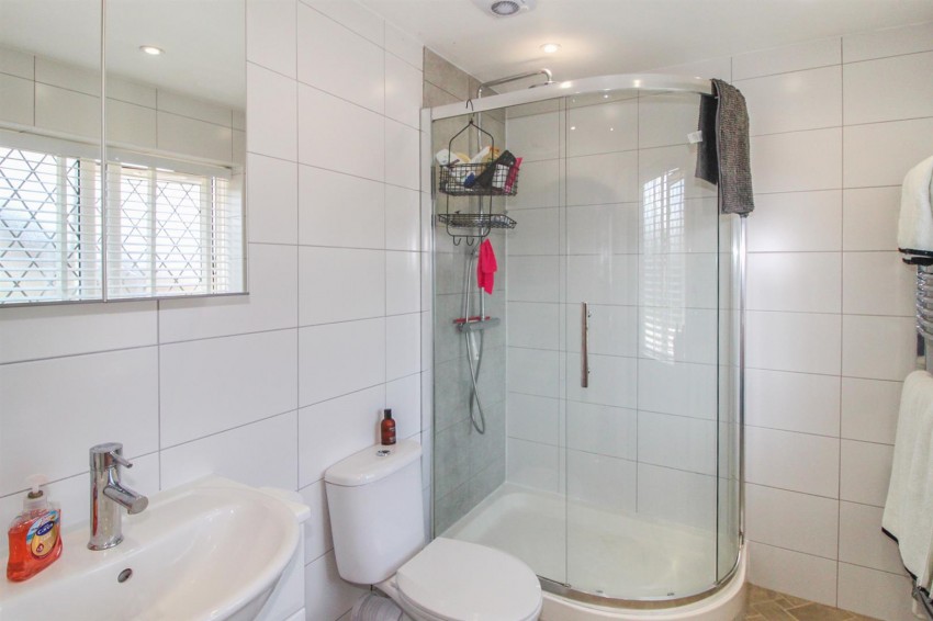 Images for Lanyon Close,,Horsham