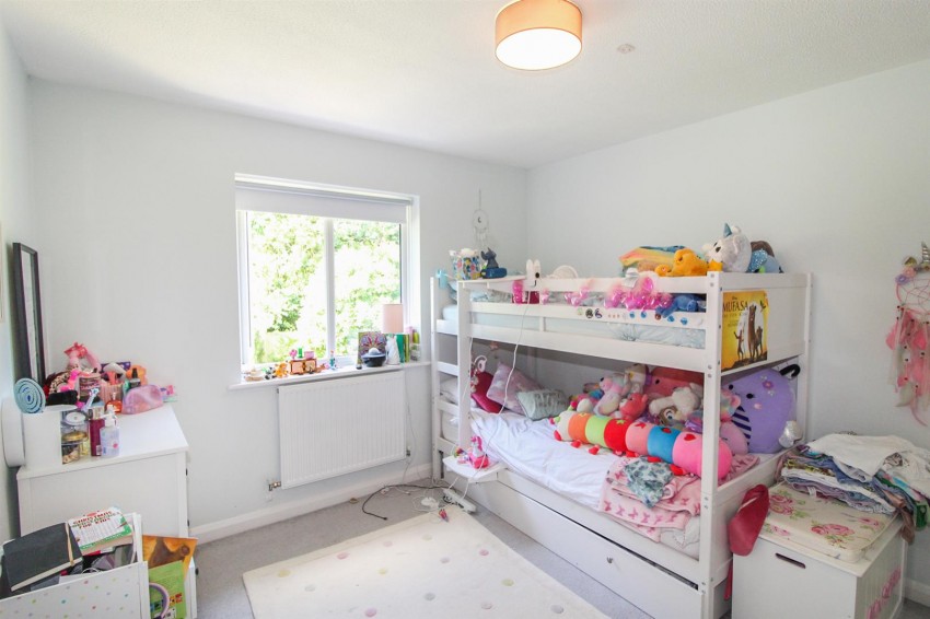 Images for Lanyon Close,,Horsham