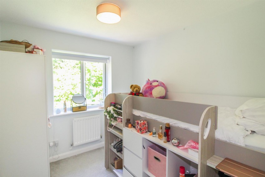 Images for Lanyon Close,,Horsham