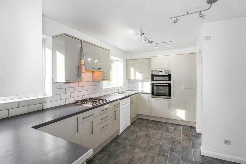 Images for Lanyon Close,,Horsham