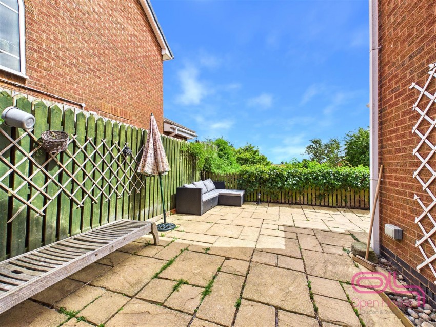Images for Newby Close, Burton-On-Trent