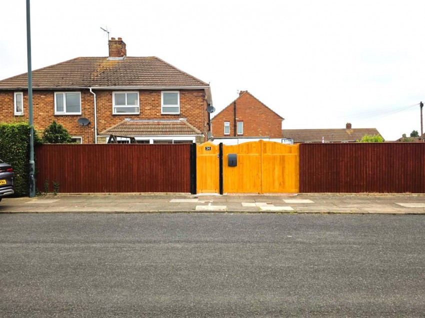 Images for Pershore Avenue, Grimsby