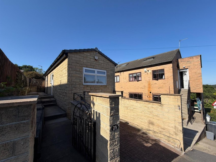 Images for Stott Terrace, Bradford