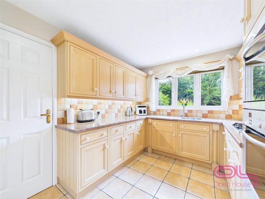 Images for Bitham Court, Stretton, Burton-On-Trent