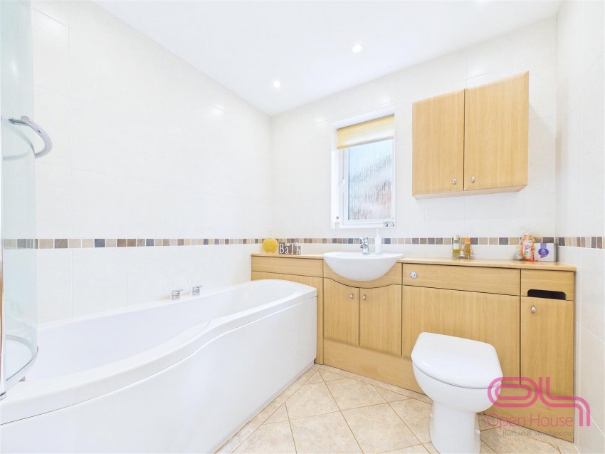 Images for Bitham Court, Stretton, Burton-On-Trent