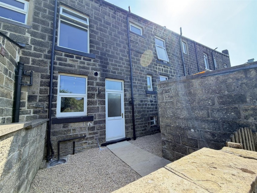 Images for Seed Hill Terrace, Steeton, Keighley