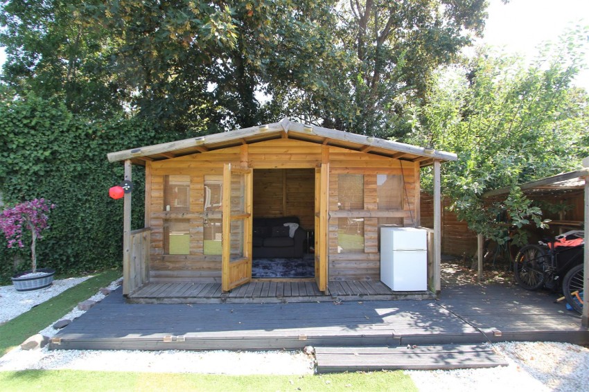 Images for Stanley Close, London