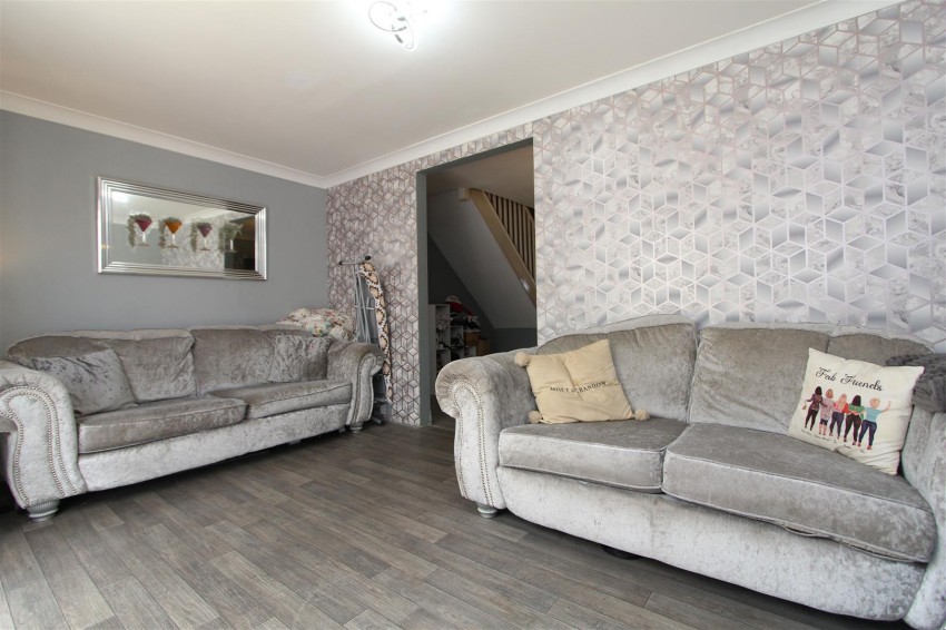 Images for Stanley Close, London