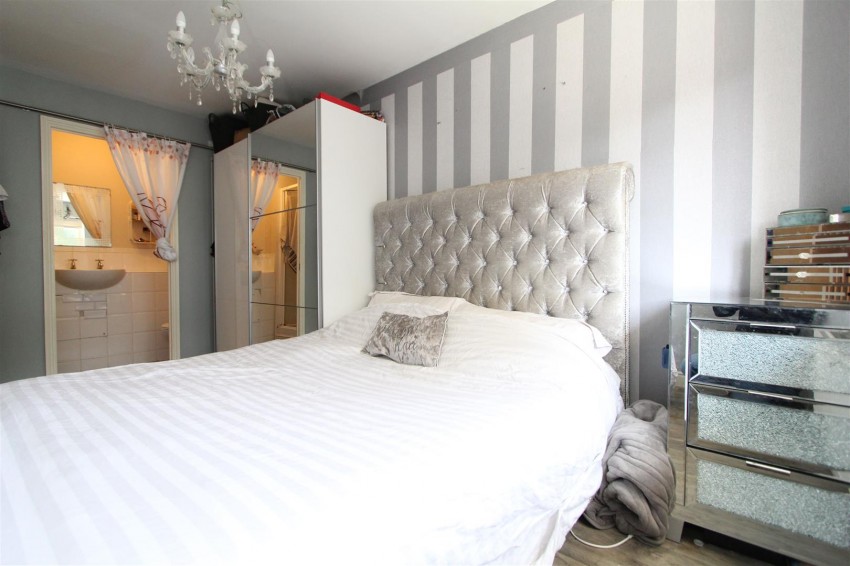 Images for Stanley Close, London