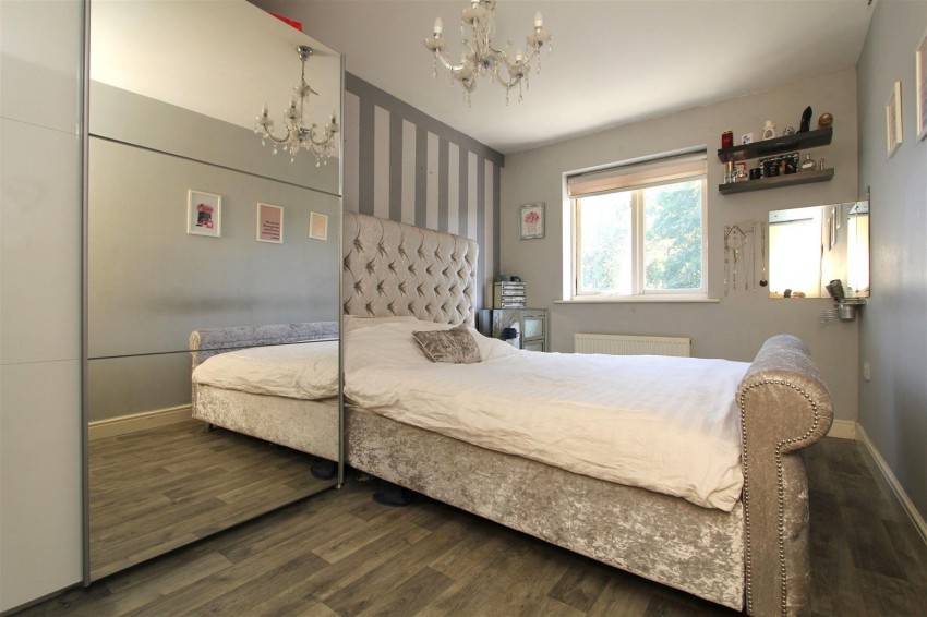 Images for Stanley Close, London
