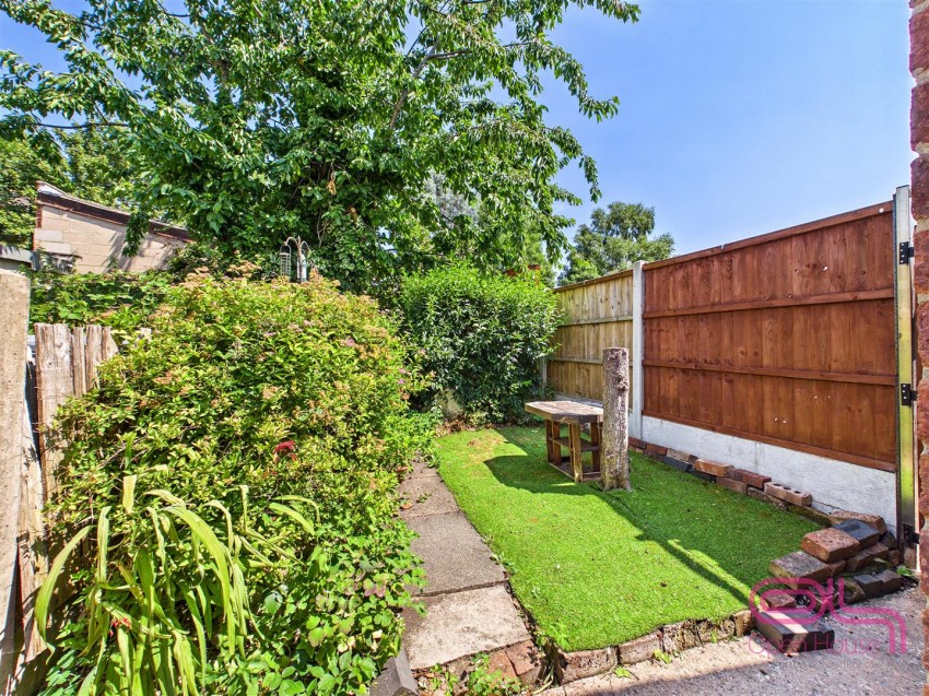Images for James Street, Burton-On-Trent