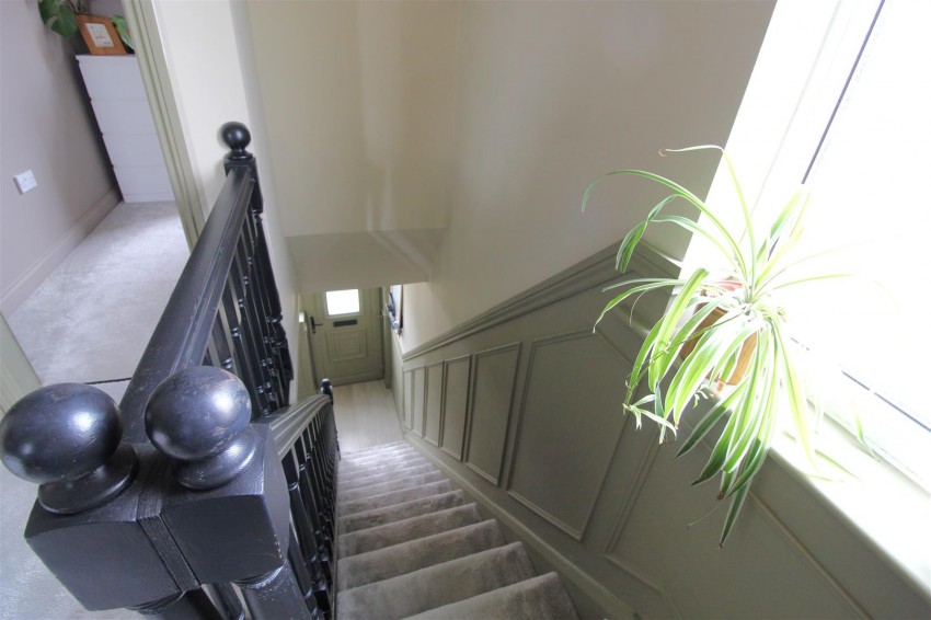 Images for Rawthorpe Lane, Huddersfield, HD5