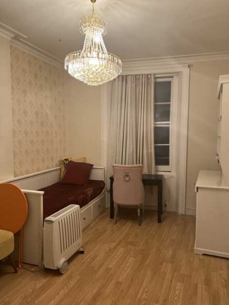 one bed room Flat to rent  next Hyde park, Craven Terrace, london